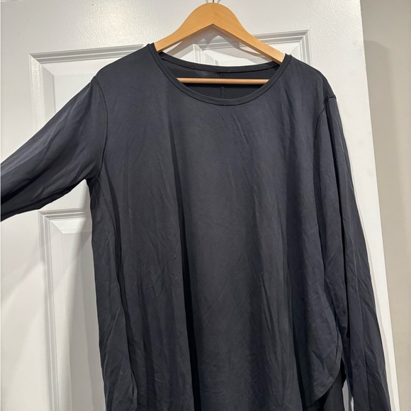 lululemon athletica Tops - lululemon athletica Charcoal Long Sleeve Tee
